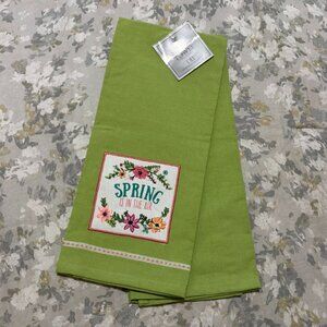 DII Spring Is in the Air Embroidered Kitchen Towel – Green Floral 100% Cotton